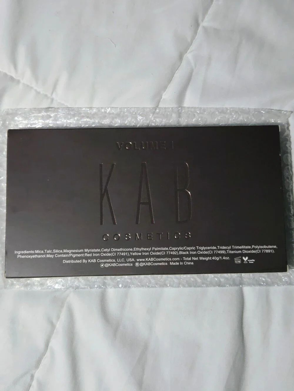 NIB KAB Cosmetics Contour Palette Volume 1 Matte Powder Makeup 8 Shades